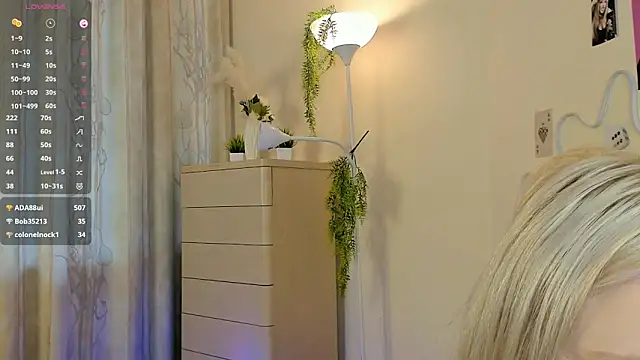 MidnightPoise webcam