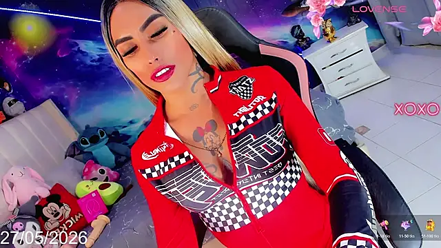 Nella_Dolls webcam
