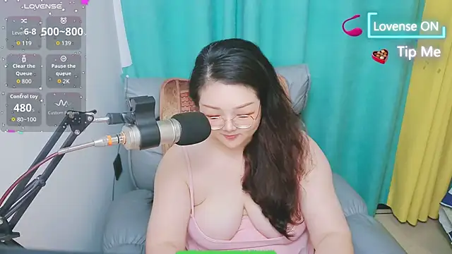 AngelwithEcup webcam