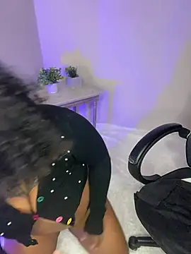 Cristal-Jonnes webcam