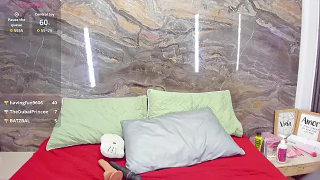 Roxy-Sweett webcam