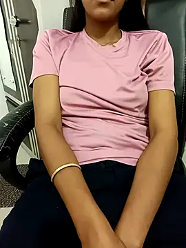 aushi_rajput webcam