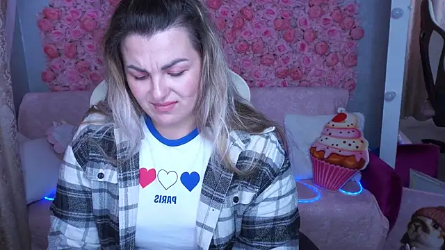 AlissyaGrayy webcam