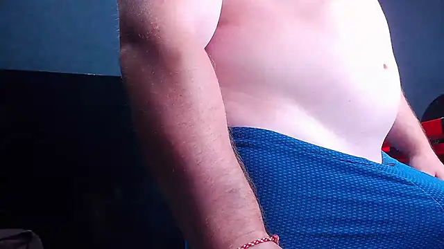 muscularjohnforuX webcam