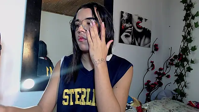 Candyy_doll__ webcam
