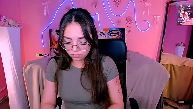 rebecca_smile webcam