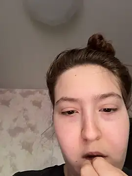 charmingggirl webcam