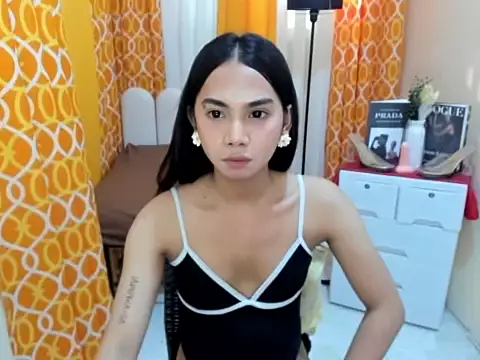 TsAlexa_Blaire webcam