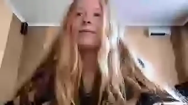 KateVibe_01 webcam