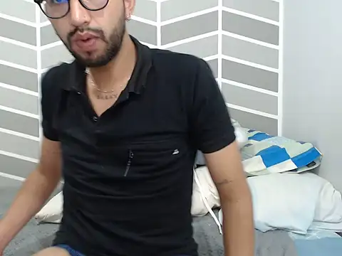 thomass1018 webcam