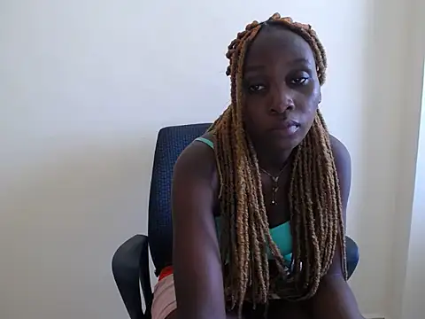 SweetCoochie222 webcam