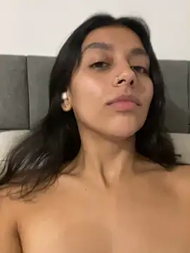 brittanydiaz (F young) - 3 fingers pussy
