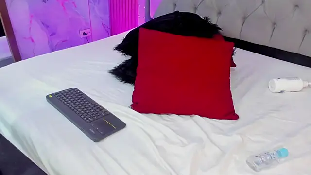 Scarlett_diaz17 webcam