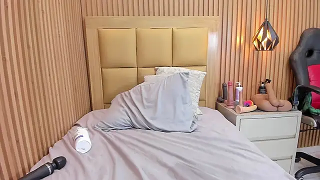 LOLAMAXI webcam