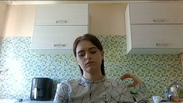 KikiAmino webcam