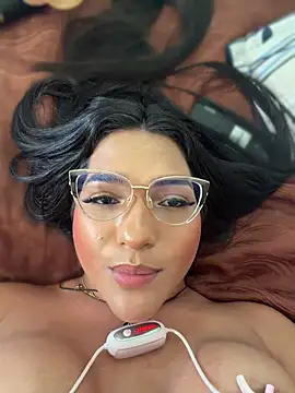 Hiophmae - Couple webcam sex chat