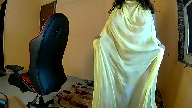 callmeshreya webcam