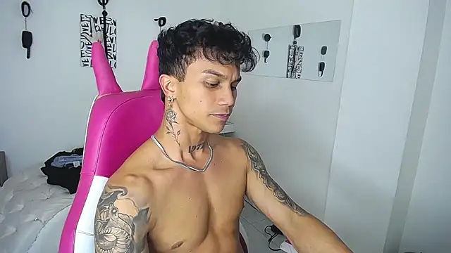 Leonard_Price webcam