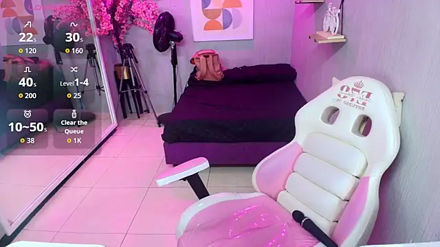 Maggy_t18 webcam