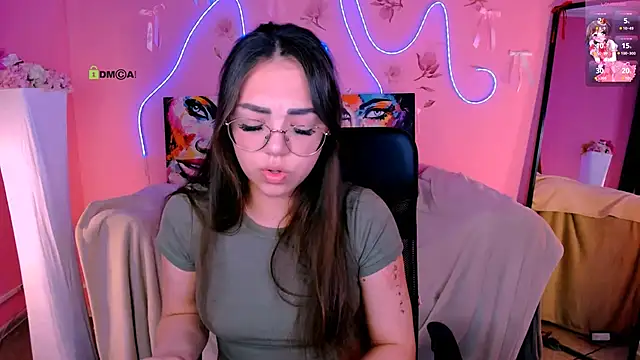 rebecca_smile webcam