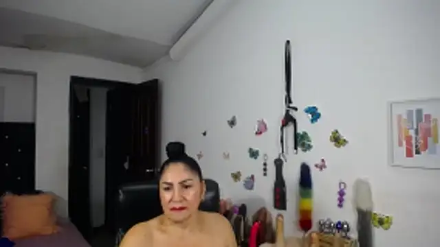 mature_bigboobs10 webcam