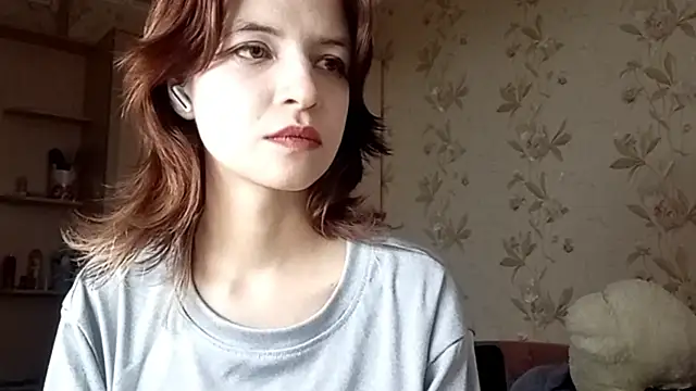 LowkeyIndigo webcam
