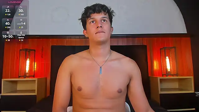 Leo_Savage_ webcam