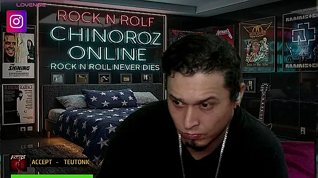 chino_roz webcam