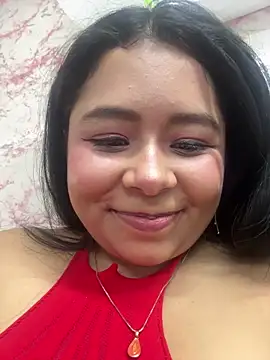 AriaMoonnn webcam