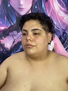 Hailey_Curvy webcam