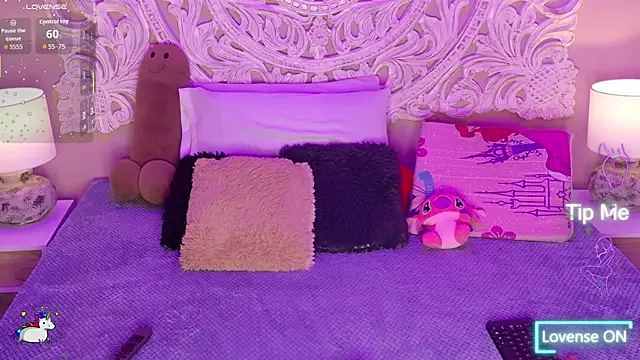 MalaikaBrown webcam