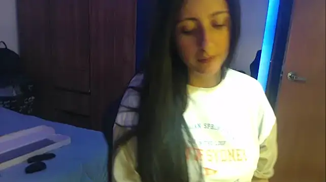 Cameron_cutte webcam