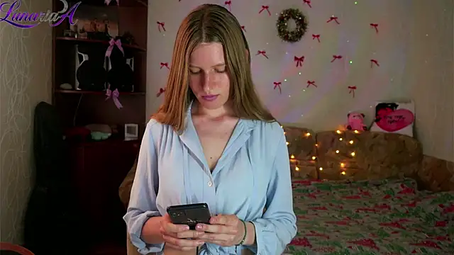 lunariaa - Lunariaa's free webcam - UK Sex Cams