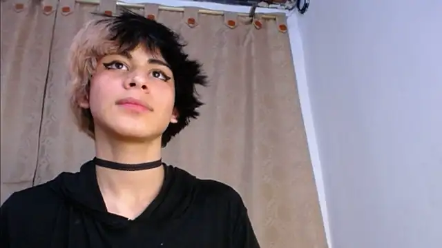 DaraSweet20 webcam