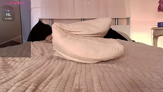 Courtney_C webcam