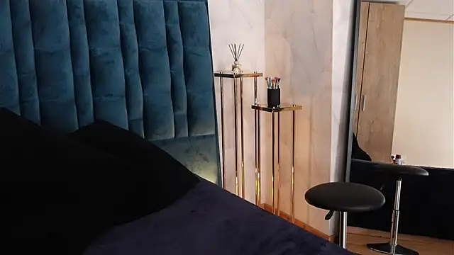 NicoleeNash webcam