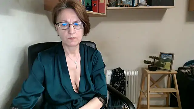 katemodel webcam