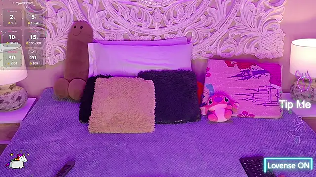 MalaikaBrown webcam