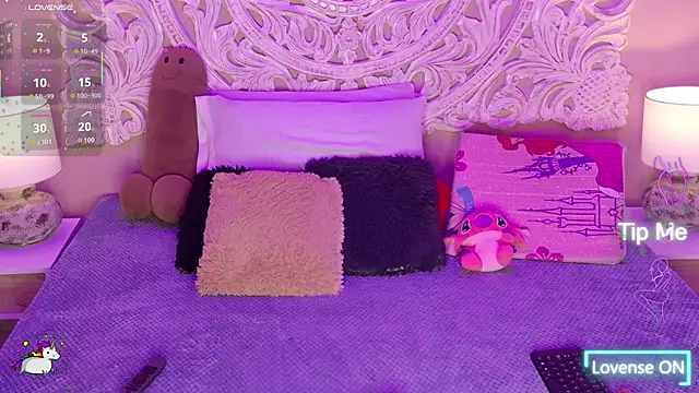 MalaikaBrown webcam