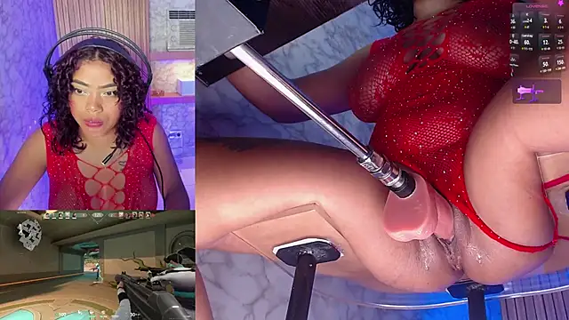 NinaCapelli webcam