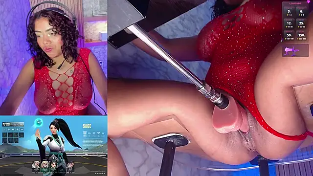 NinaCapelli webcam