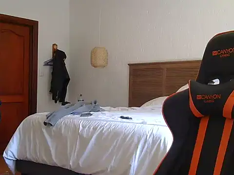 TroyDieselXXX webcam