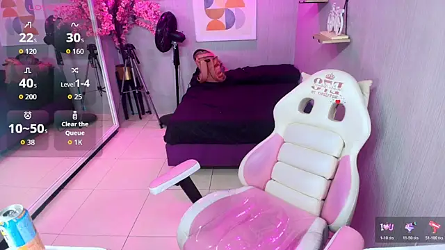 Maggy_t18 webcam