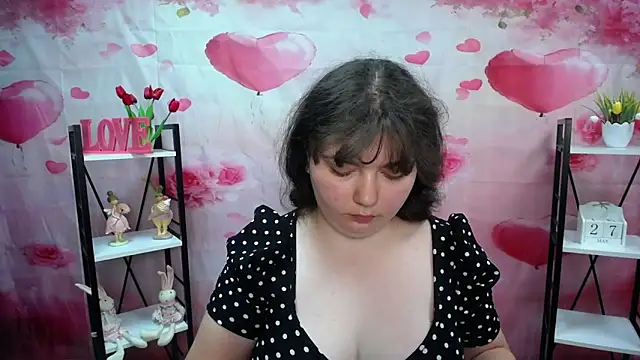 NeonilaLisova webcam