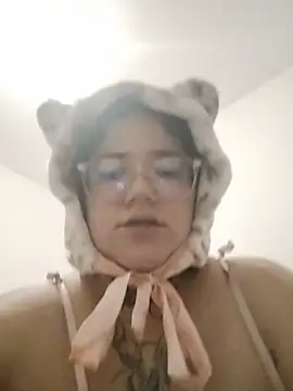 xomimuka webcam