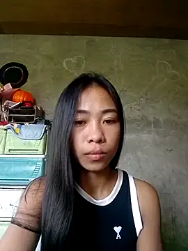 SweetMissPinay18 webcam