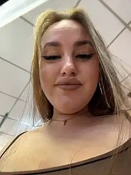KiraSunshine webcam