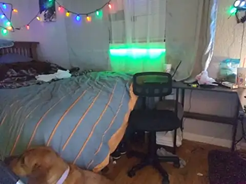 Studly410 webcam