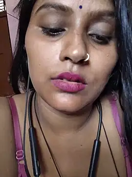 Jasmine_Januja webcam