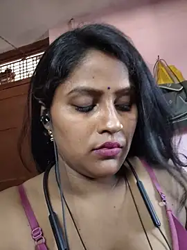 Jasmine_Januja webcam